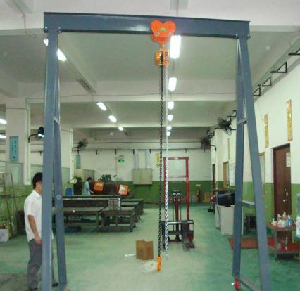 九龍坡移動式龍門吊銷售潼南起重機供應g