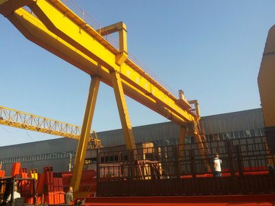 成都起重機，四川新盛華起重機有限公司